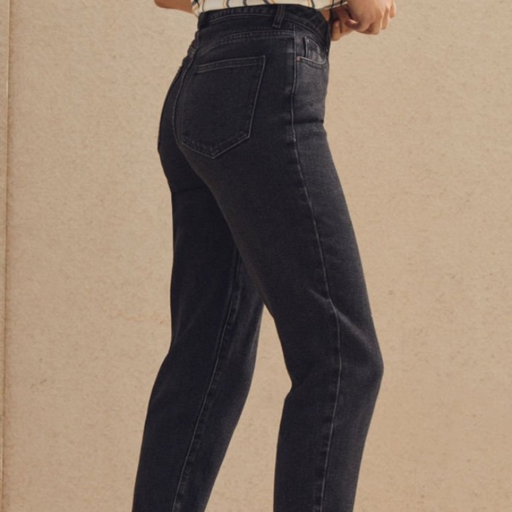 THE CUTEST BLACK PACSUN MOM JEANS